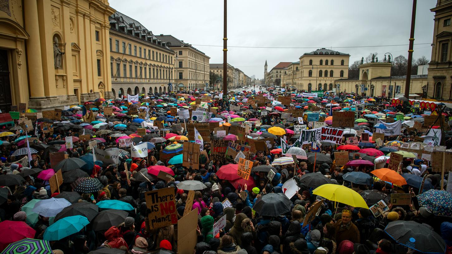 Auch in München beteiligen sich wöchentlich zahlreiche Schüler bei den "Fridays for Future"-Streiks für mehr Klimaschutz.