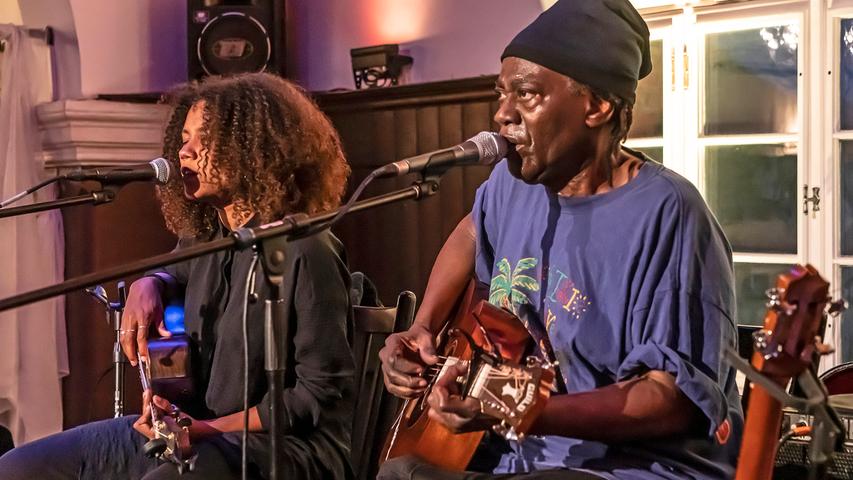 Reggae, Soul und Karibik-Klänge: Wally & Ami Warning bei Rother Bluestagen