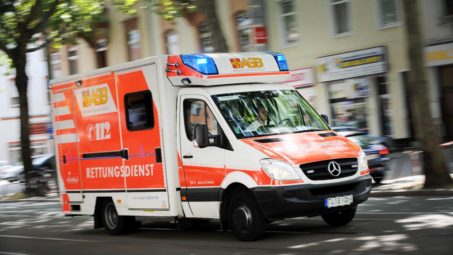 Hat der Arbeiter-Samariter-Bund Bayern die Krankenkassen mit Abrechnungstricks abgezockt? Das soll jetzt ein Wirtschaftsprüfer klären.