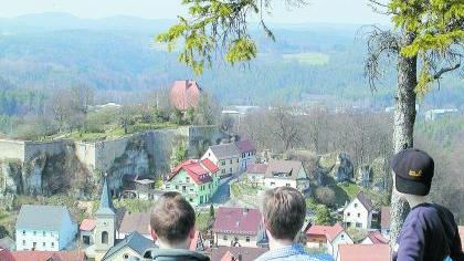 Firma Eckart erweitert Hallen und stellt ein Firma Eckart erweitert Hallen und stellt ein