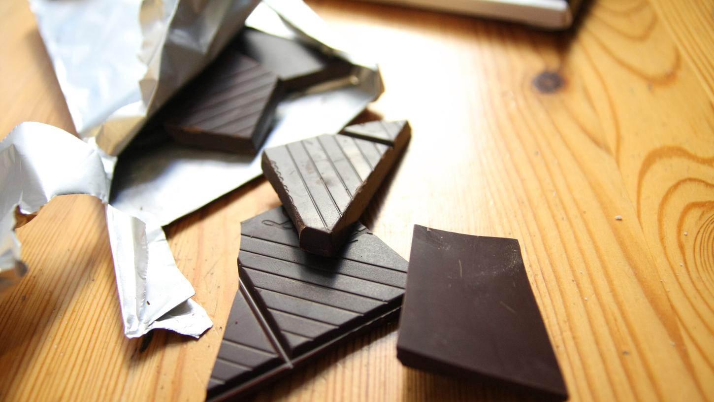 Schlechte Nachrichten für Schokoladen-Fans: Die Süßigkeit verringert weder die Müdigkeit, noch hellt sie die Stimmung auf.