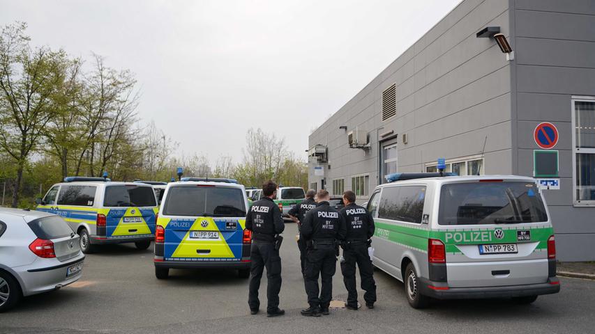 Vergewaltigungsversuch im Wiesengrund: Polizei nimmt DNA-Proben in Fürth