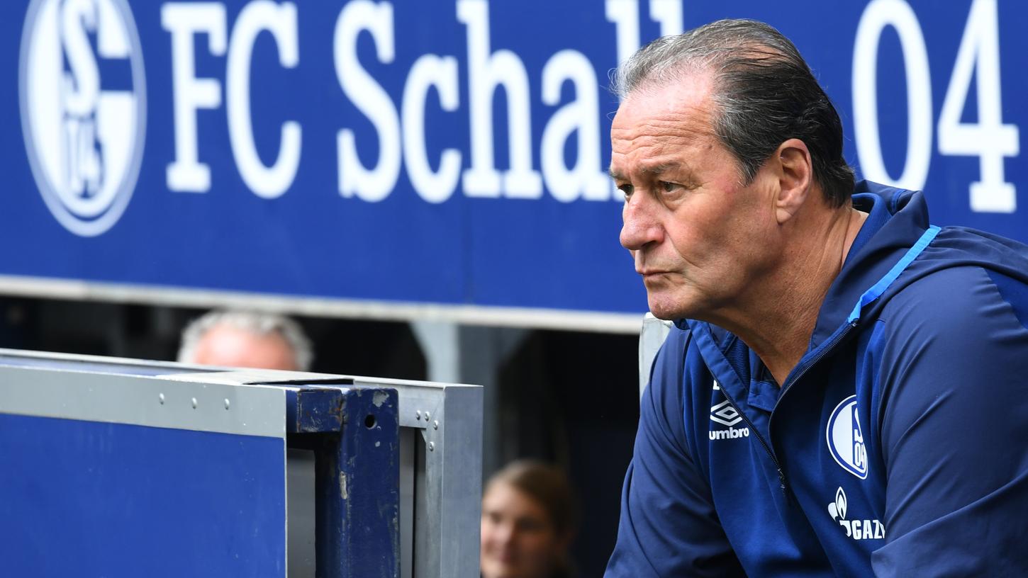 Beim FC Schalke 04 soll der "Knurrer von Kerkrade" die verkorkste Saison noch irgendwie retten  - ein Sieg gegen den FCN wäre dafür enorm wichtig.