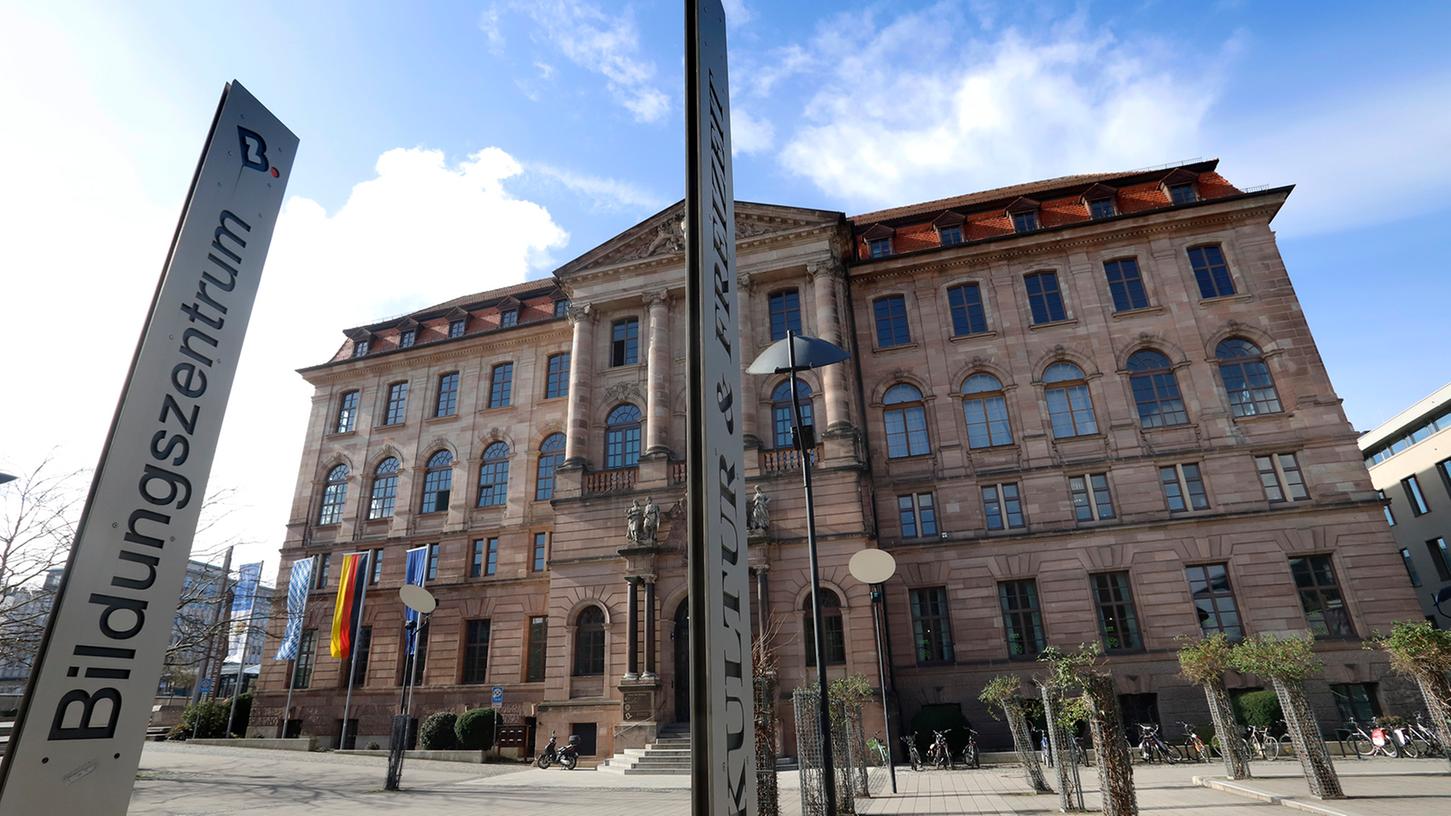 Das Bildungszentrum am Nürnberger Gewerbemuseumsplatz. Hier wollte das Gesundheitsministerium einziehen.