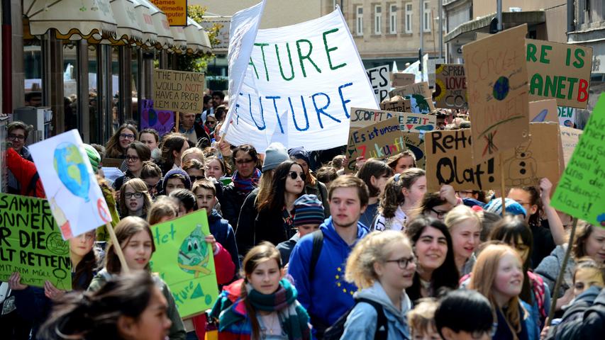 Über 1000 Teilnehmer bei Fridays For Future in Fürth