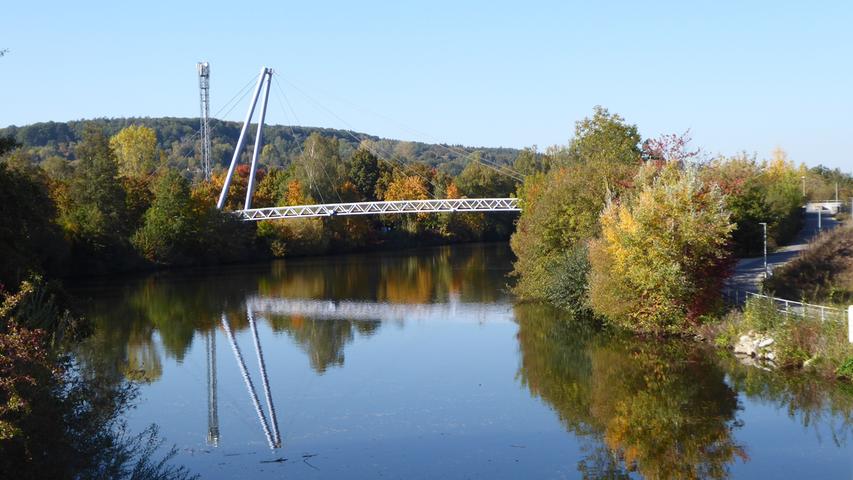 Die "Milkabrücke", der Fuß- und Radweg über den Main-Donau-Kanal, ist 2.061.754 Euro wert - die wertvollste aller Brücken, die zusammen einen Gesamtwert von 7.743.204 Euro haben.