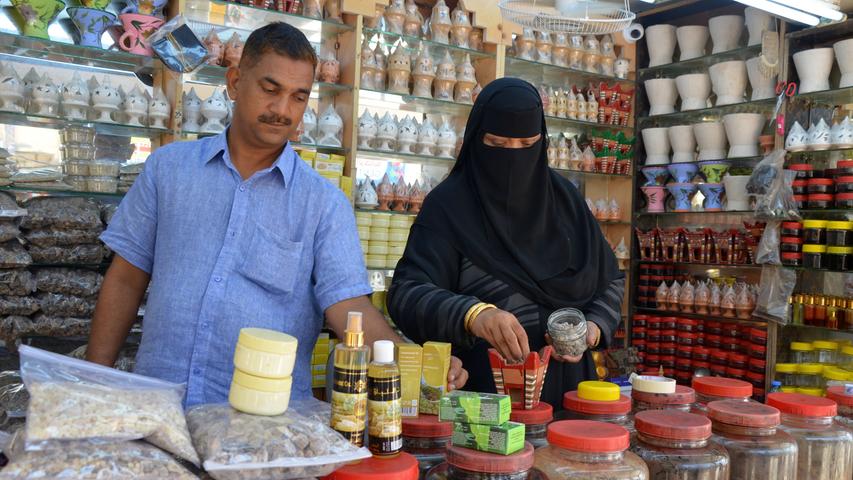 Auf dem Weihrauchmarkt in Salalah wird die "Medizin" verkauft