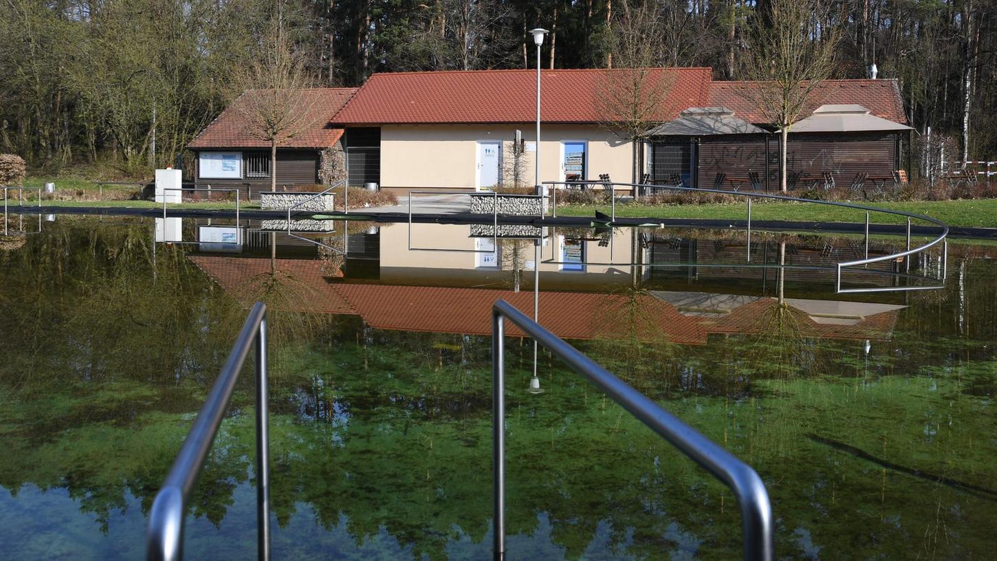 Naturbad Postbauer-Heng: Das große Becken bleibt zu