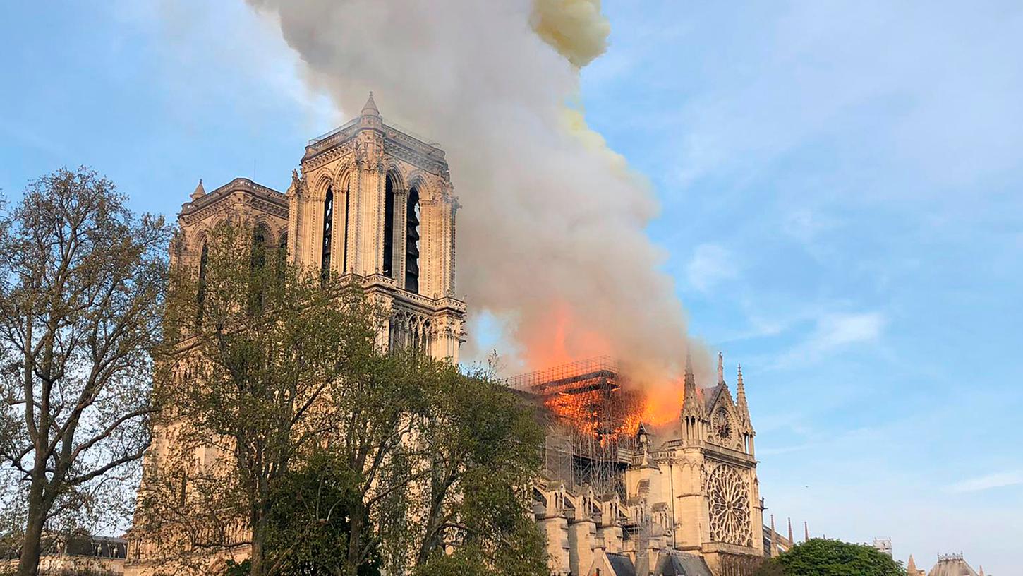 Notre-Dame auf der Île de la Cité im Herzen der Hauptstadt war am 15. April in Flammen aufgegangen - die Katastrophe führte zu weltweiter Bestürzung.