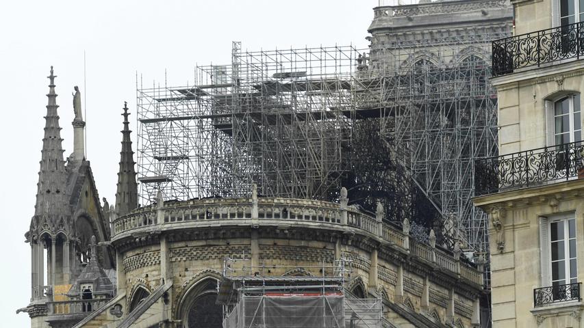 Der Schaden, den der Brand verursacht hat, ist riesig. Für Frankreichs Präsident Emmanuel Macron steht eines allerdings fest: "Wir werden Notre-Dame wieder aufbauen!"