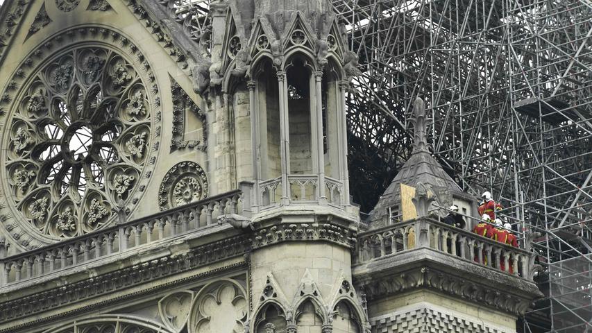 Frankreichs Premierminister Édouard Philippe hat eine Ministerrunde zusammengerufen, um über einen Wiederaufbauplan für Notre-Dame zu beraten.