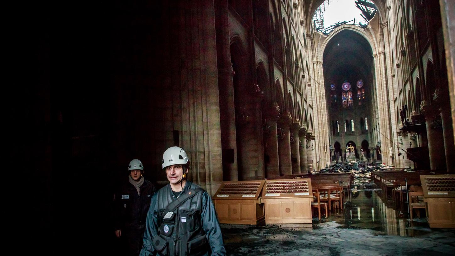 Es war ein Schock - nicht nur für Franzosen. Am Montagabend brach ein Feuer in der Kathedrale Notre-Dame in Paris aus und zerstörte einen Teil der Kirche.