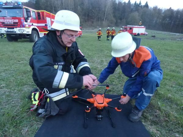 Moschendorf: Feuerwehr und Bauern verhindern Flammeninferno