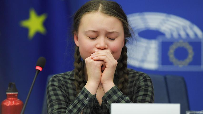 Es wurde bereits in vielen Interviews thematisiert: Greta Thunberg ist vielleicht anders als andere 17-Jährige. Sie hat das Asperger-Syndrom, eine Variante von Autismus. Das Syndrom sorgt bei Greta dafür, Dinge häufig nur schwarz-weiß zu sehen. Eine Erklärung für ihre teilweise sehr radikalen Ansichten zum Thema Klimaschutz.