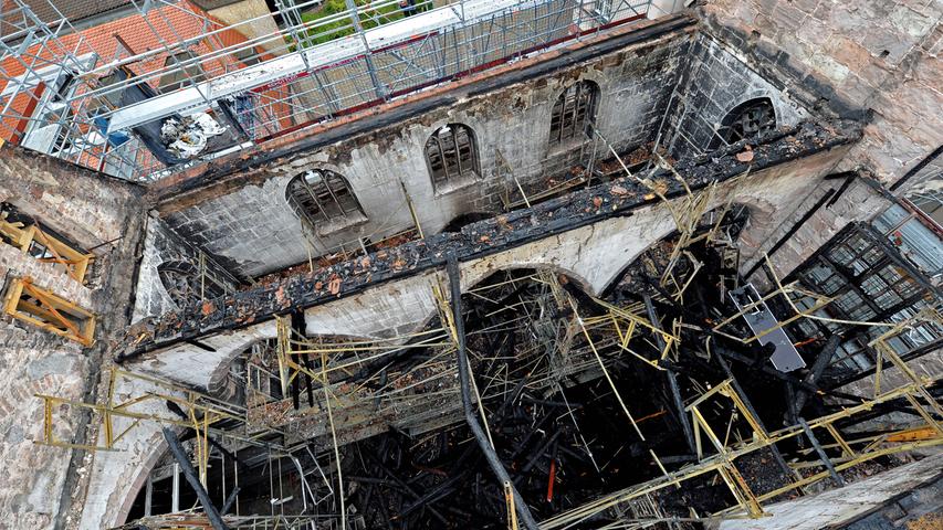 2014 brannte auch in Nürnberg eine Kirche. St. Martha wurde den Flammen zum Opfer und musste wieder aufgebaut werden. Sechs Millionen Euro kostete das damals, dementsprechend könnte die Kirche im Herzen Nürnbergs also 100-mal wiederhergestellt werden.