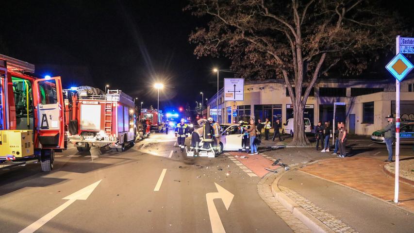 Schwerer Auffahrunfall in Bamberg - Drei Personen verletzt
