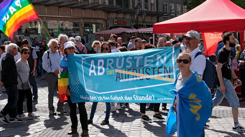 Ostermarsch in der Noris: Nürnberger gehen für Frieden auf die Straße