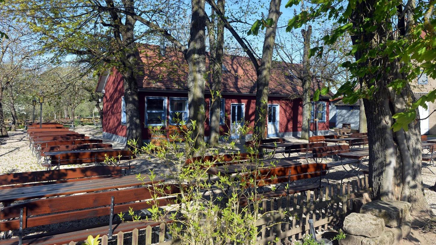 Kräftig renoviert: Biergarten in Atzelsberg feiert Neueröffnung
