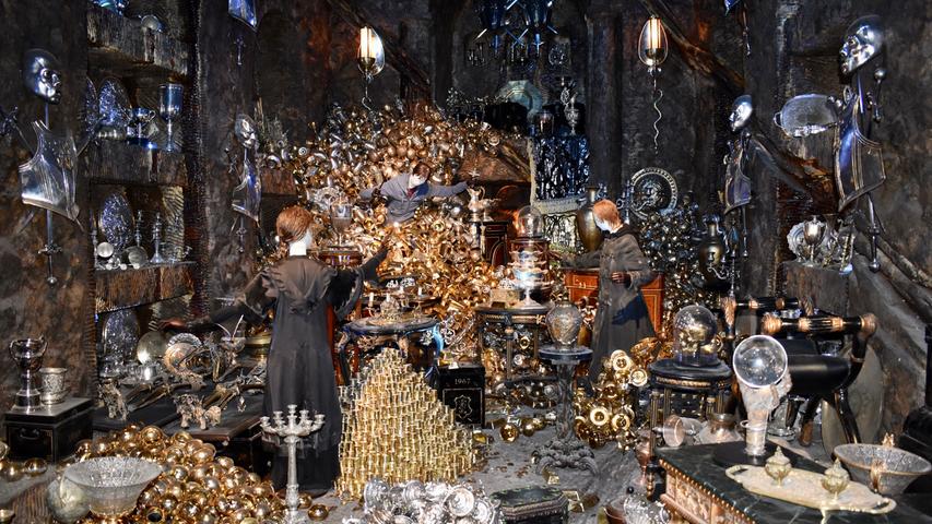 In der Schatzkammer im Lestrange-Verlies türmen sich über 38 000 glänzende Exponate – aus Gummi.