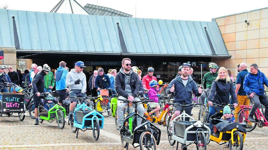 Bei der Radmesse 2017 sorgte ein Lastenradtreffen für Aufsehen – mit dabei war auch das Leihrad, das man bei Velomondial kostenlos ausleihen kann (nicht im Bild).