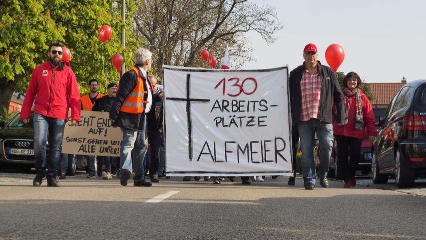 Gewerkschaften demonstrieren zum Tag der Arbeit in Treuchtlingen