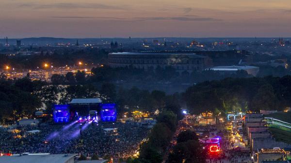 259 Euro kostet derzeit das 3-Tage-Festivalticket mit Green Camping. Das wären 15,89 Millionen Tickets für Rock im Park.