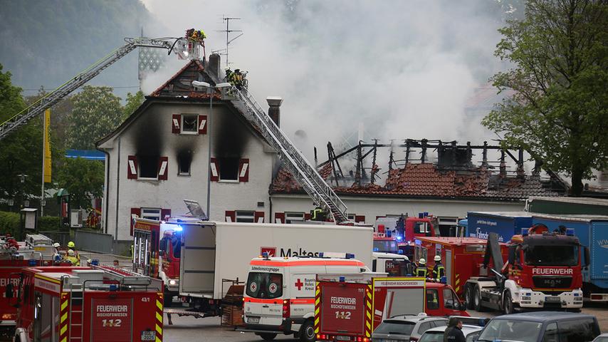 Großbrand in Bad Reichenhall: Traditionswirtshaus vollkommen zerstört