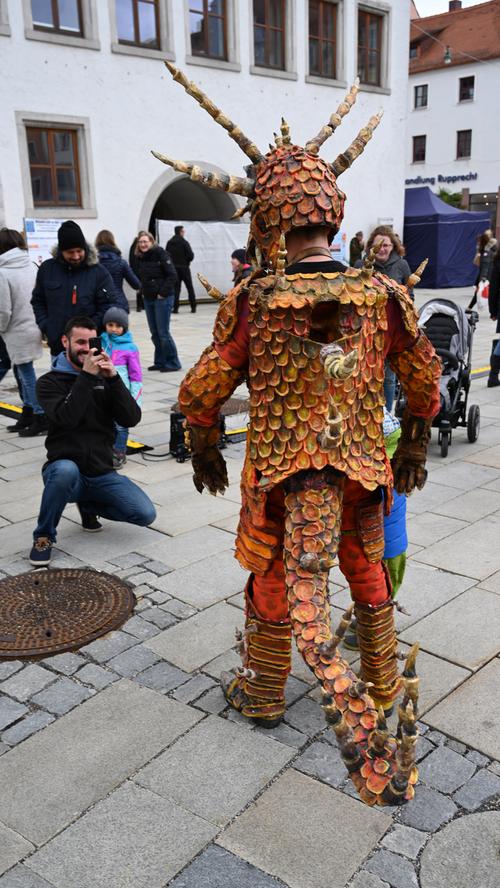 Catwalk in der Innenstadt: 10. Nacht der Sinne in Neumarkt