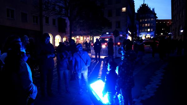 Die Besucher schoben sich durch die Gassen Nürnbergs - trotz regnerischem Wetter und kühlen Temperaturen.