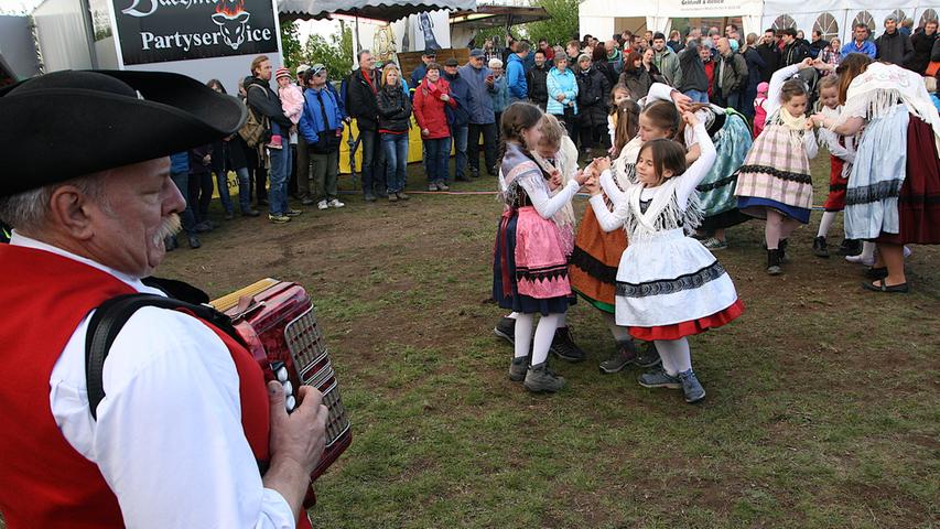 Feiern mit Aussicht: Das Walberlafest 2019 in der Fränkischen Schweiz