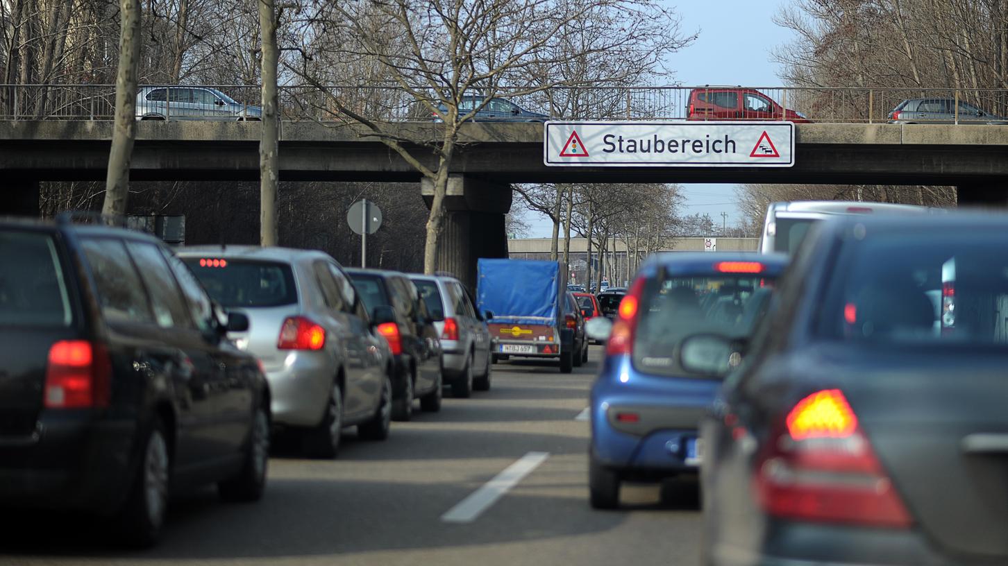 Gutachten unzureichend? Wieder Ärger um Frankenschnellweg Gutachten unzureichend? Wieder Ärger um Frankenschnellweg