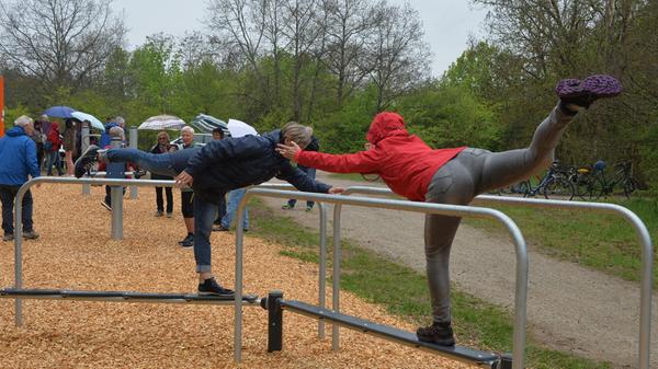 Vielfältige Möglichkeiten, Kraft und Ausdauer zu trainieren, bietet der Bewegungspark an der Eisenstraße.