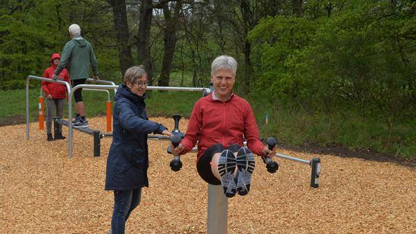 Vielfältige Möglichkeiten, Kraft und Ausdauer zu trainieren, bietet der Bewegungspark an der Eisenstraße.