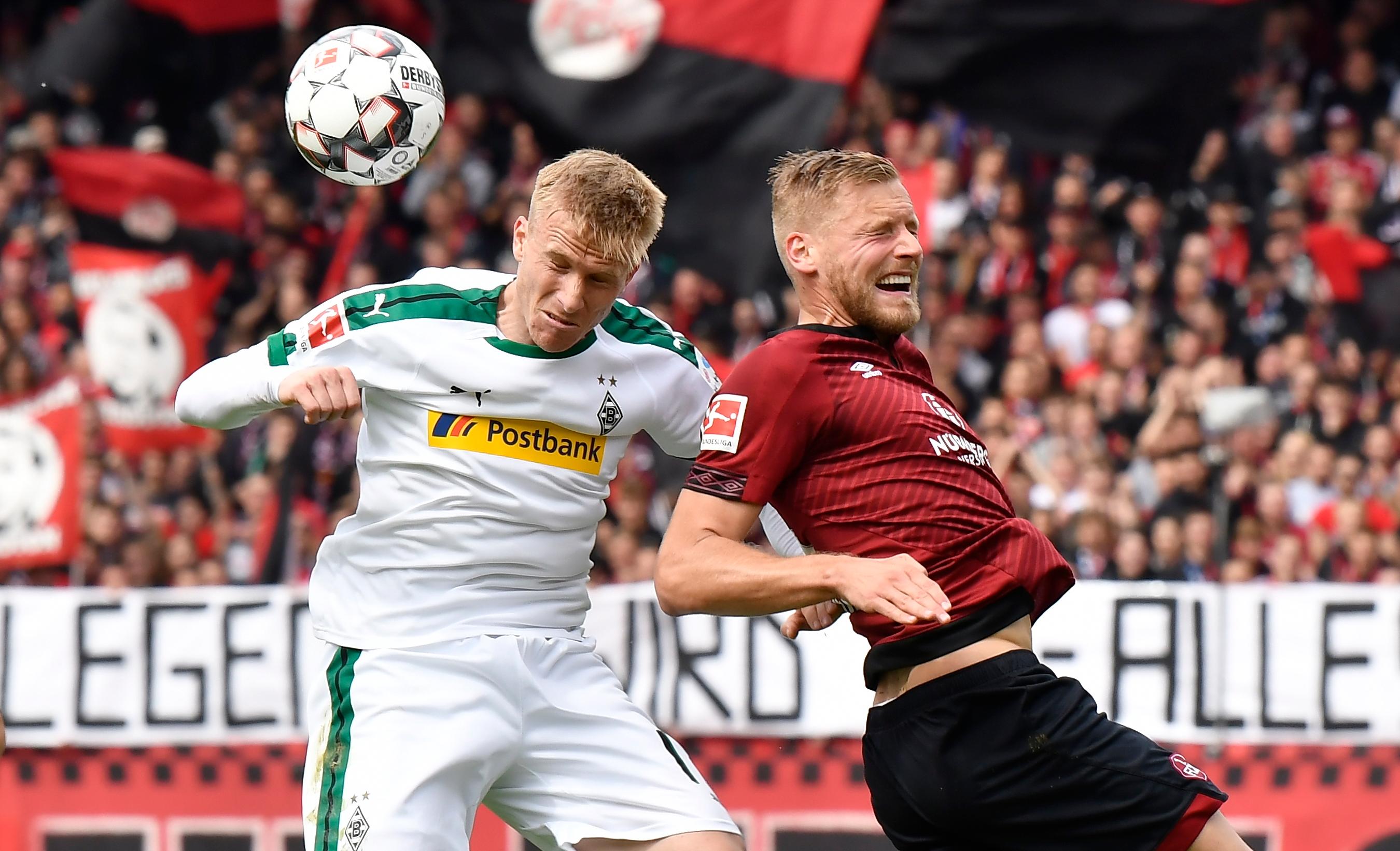 Hat das Glück verloren. Findet immer einen, den er anschießen kann. Leidenschaftlich auf überschaubarem spielerischen Niveau. Redaktion: 5 | kicker: 4,5 | User: 4,6 (339 Stimmen)