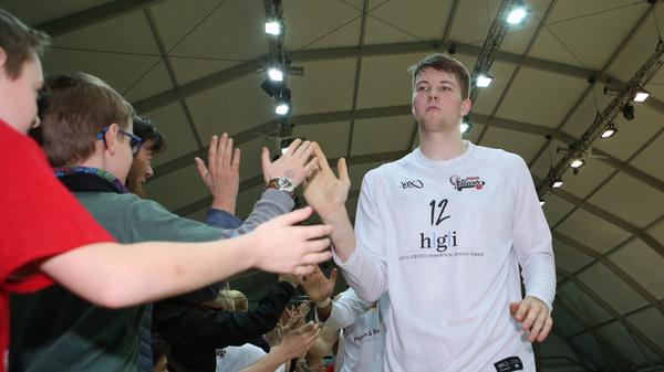 Am Ende konnte Matthew Meredith zwar nicht mittanzen, aber immerhin schon wieder lachen. Drei Tage vor dem Start in die Playoffs riss sich das Nürnberger Eigengewächs die Achillessehne, zuvor hatte er vor allem während der Verletzungspause von Pongó gezeigt, dass er einem formstarken Zweitligisten auf allen Guard-Positionen eine echte Hilfe sein kann. Man wünscht ihm, dass er nach seiner schweren Verletzung dort wieder anknüpfen kann.