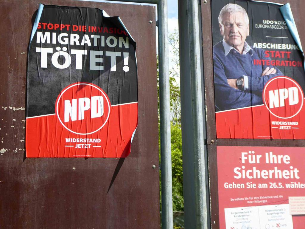 Umstrittenes Npd Plakat Spd Sieht Volksverhetzung Neustadt Nordbayern De