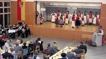 Tänze erinnerten an «alte Heimat» Tänze erinnerten an «alte Heimat»