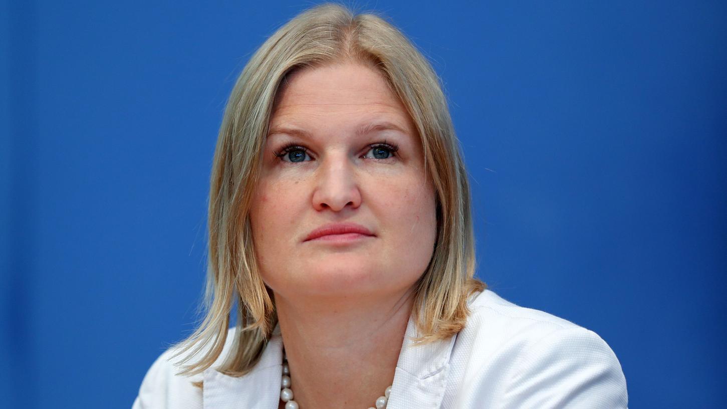 Katrin Ebner-Steiner kündigte ihren Rückzug aus dem AfD-Landesvorstand an.