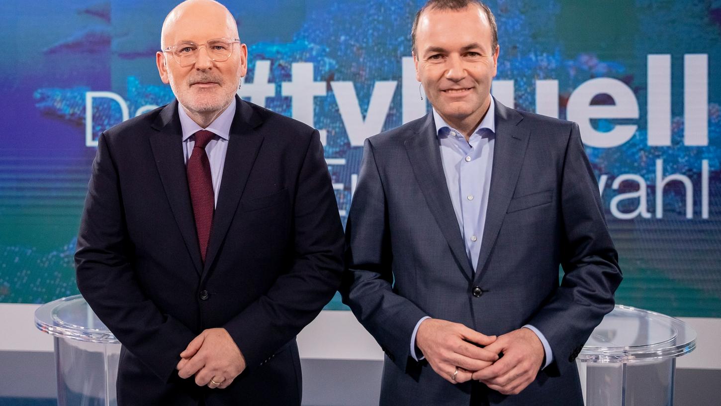 Frans Timmermans (links), Spitzenkandidat der SPE, und Manfred Weber (CSU), Spitzenkandidat der EVP, plädieren für weniger Kurzflüge in Europa.