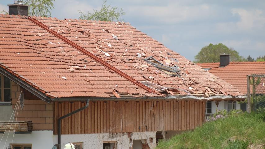Haus im Allgäu explodiert: Retter finden Kinderleiche