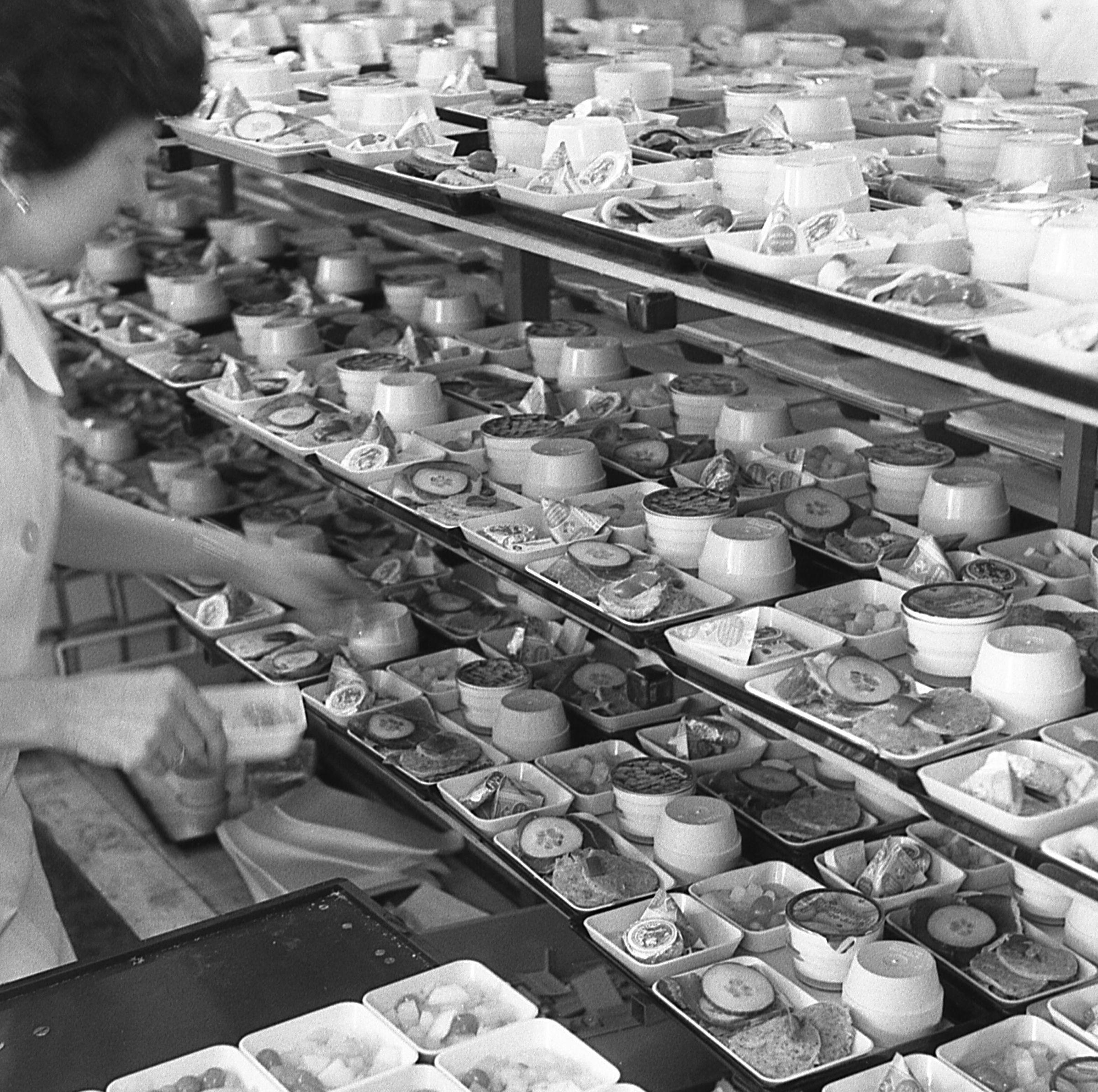 Auch für das leibliche Wohl der Fluggäste war gesorgt: Die Nürnberger Bordküche bereitete mit Verstärkung aus München rund 2000 Mahlzeiten täglich zu.