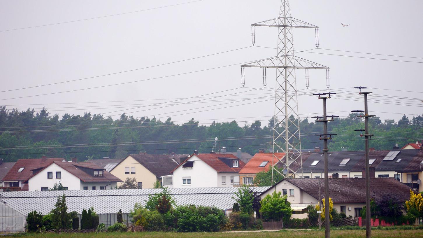 Nah dran: Die neue Stromleitung wird einen Mindestabstand zur Wohnbebauung haben.