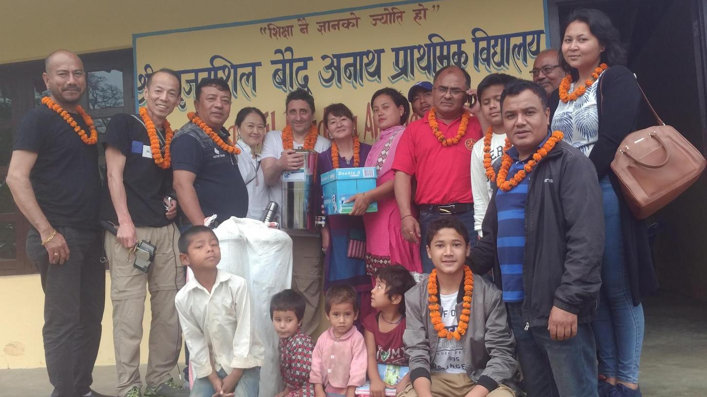 Unermüdlicher Alberto Parmigiani: Viertes Schulprojekt in Nepal