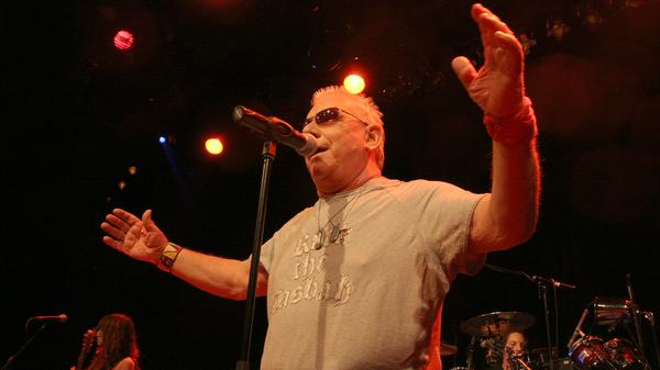 Der britische Rhythm & Blues-Sänger Eric Burdon war zwei Mal (2002 und 2006) einer der Stars bei den Rother Bluestagen in der Kulturfabrik.