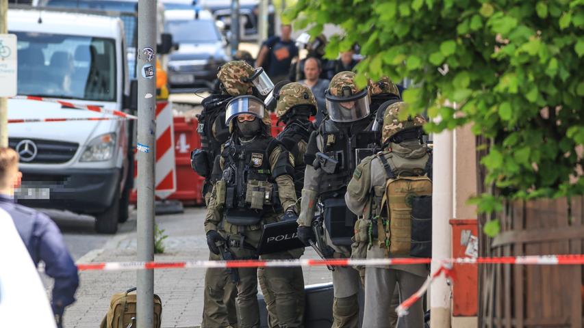 SEK-Einsatz in Bamberg: Psychisch Kranker griff Frau mit Messer an