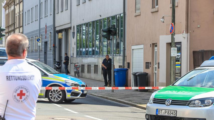 SEK-Einsatz in Bamberg: Psychisch Kranker griff Frau mit Messer an