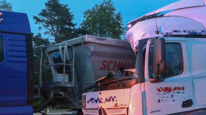 Senf-Ladung auf A3: Laster-Chaos bei Nürnberg