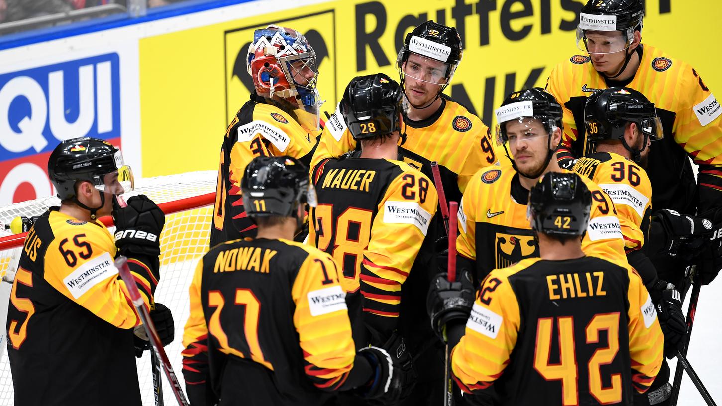 Die deutsche Eishockey-Nationalmannschaft zeigte sich nach dem Aus im WM-Viertelfinale gegen Tschechien enorm enttäuscht.