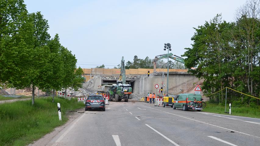 Allersberg: Autobahnbrücke abgerissen