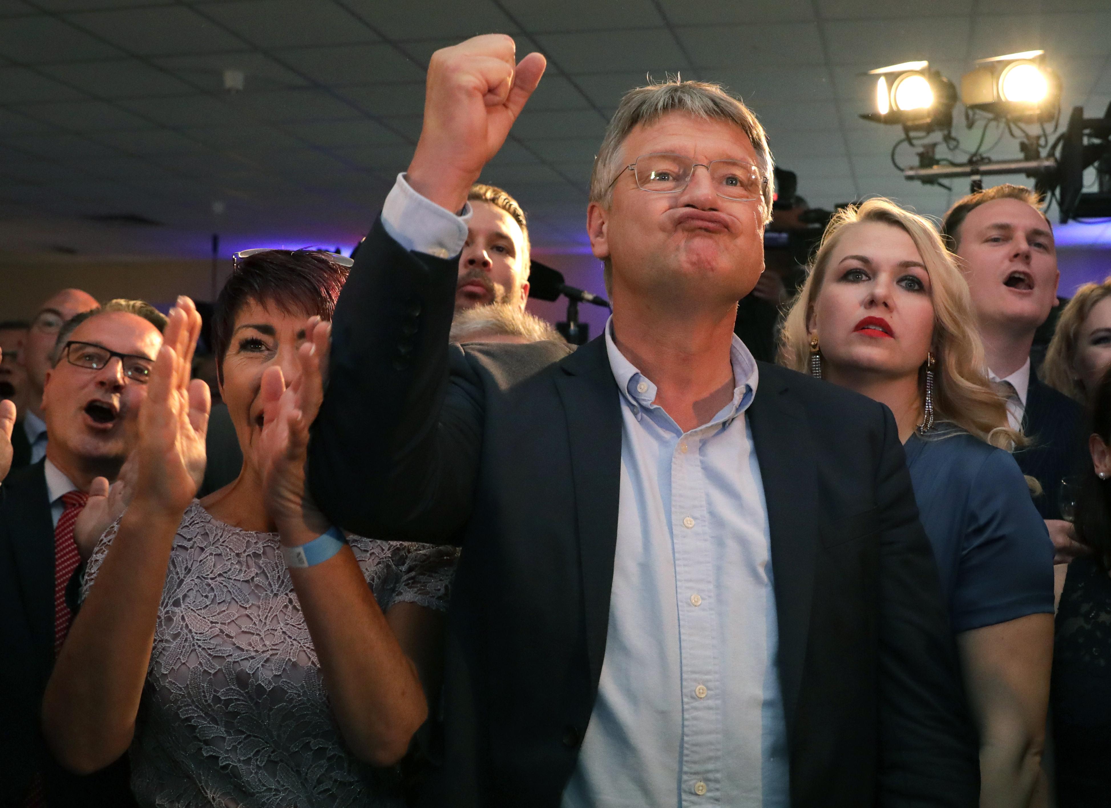 Am wenigsten Stimmen hingegen bekam die AfD in der kreisfreien Stadt Erlangen: Hier machten sie nur 5,9 Prozent der Stimmen aus.